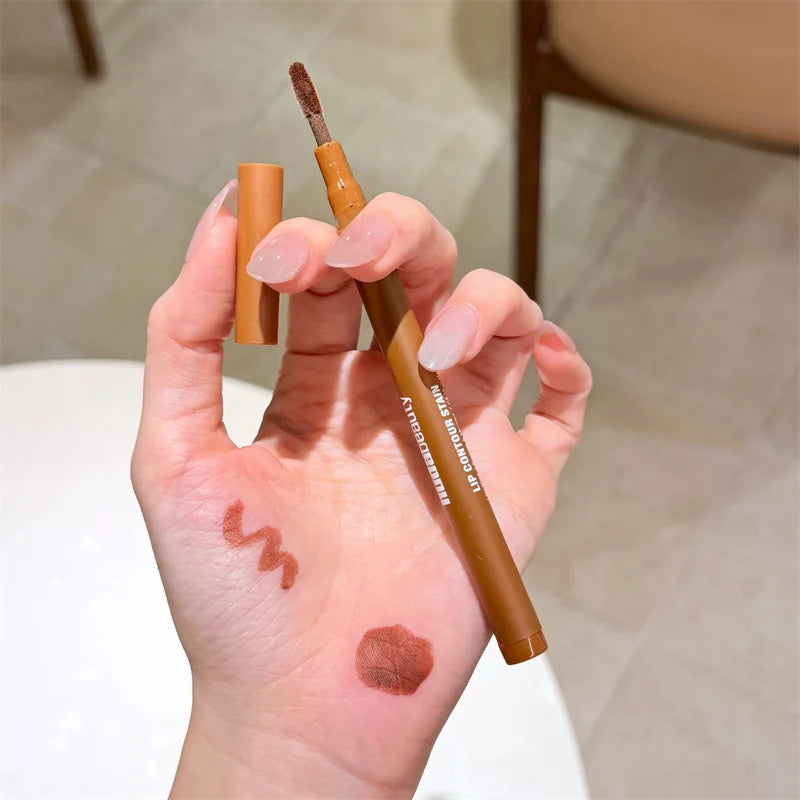 Huda Beauty Faux Filler Extra Shine Lip Gloss – Nourishing, Smoothing & Plumping Lip Effect