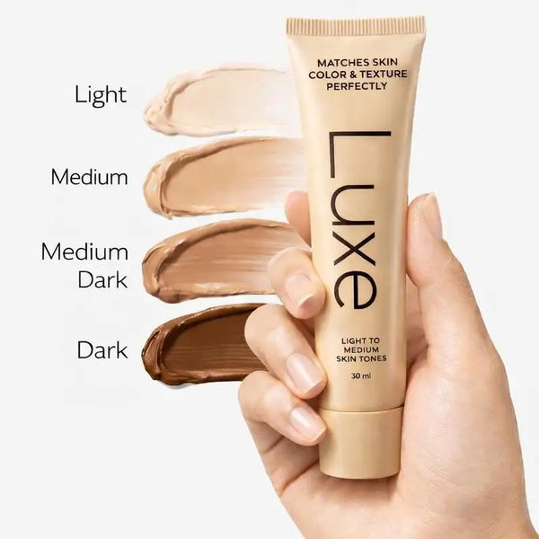 Luxe™ Color-Changing Flawless Foundation – Smart Shade-Adapting Anti-Aging Formula (SPF 15)